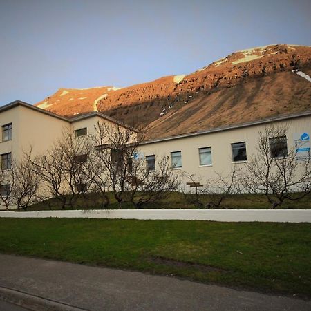 Comfy Guesthouse Westfjords Sudureyri Екстериор снимка