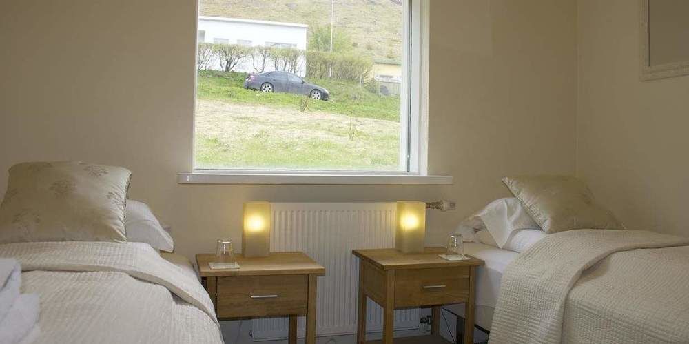 Comfy Guesthouse Westfjords Sudureyri Екстериор снимка